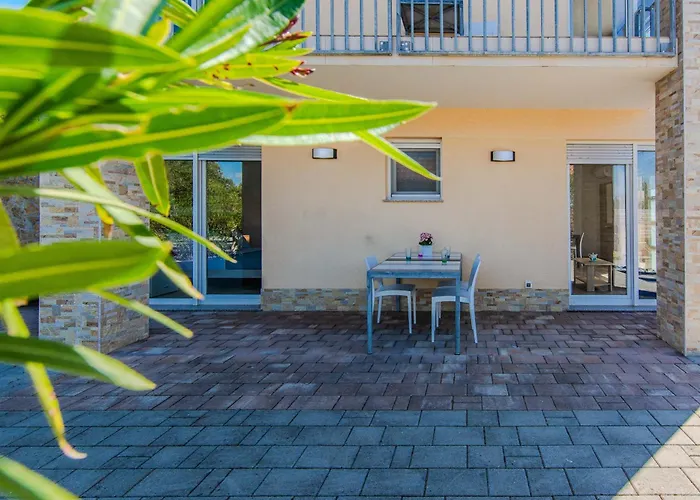 Fabulous House B With Outdoor Pool Apartament Zaton (Zadar)