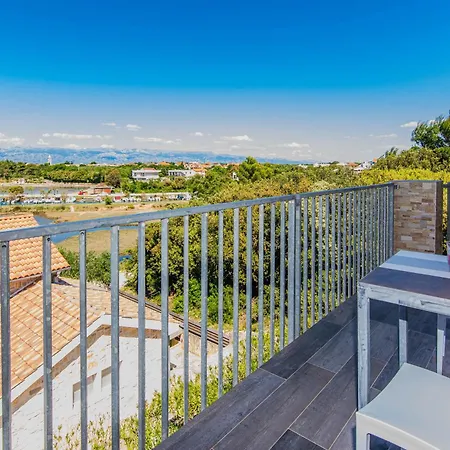 Fabulous House B With Outdoor Pool *