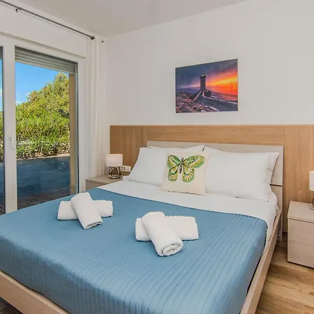Fabulous House B With Outdoor Pool * Zaton (Zadar)