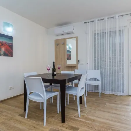 Fabulous House B With Outdoor Pool Apartment Zaton (Zadar)