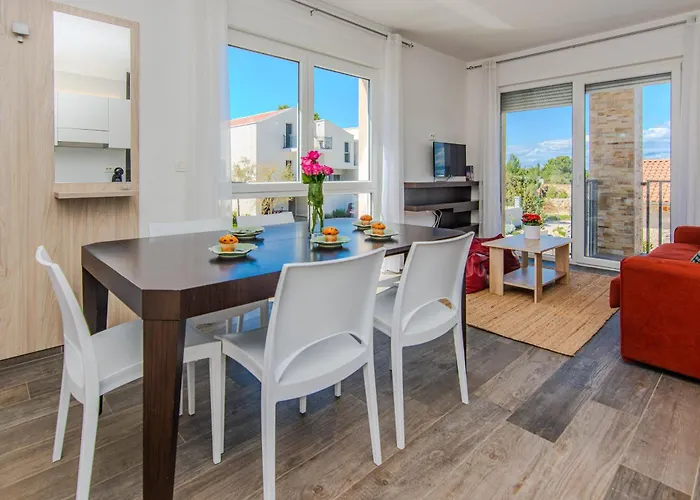 Apartman Fabulous House B With Outdoor Pool Zaton