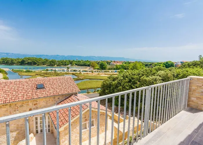 Fabulous House B With Outdoor Pool Zaton